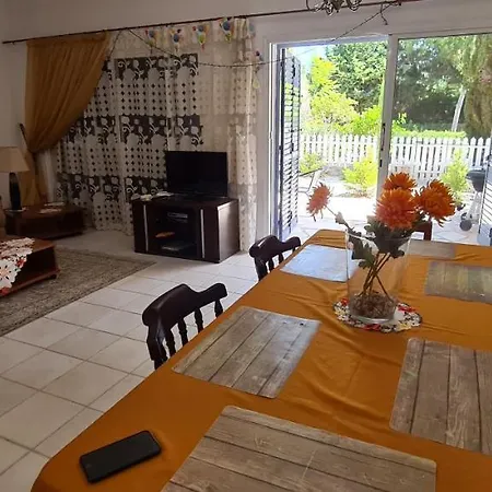 Large 4 Bedroom House In Kato Paphos, Limnaria Gardens